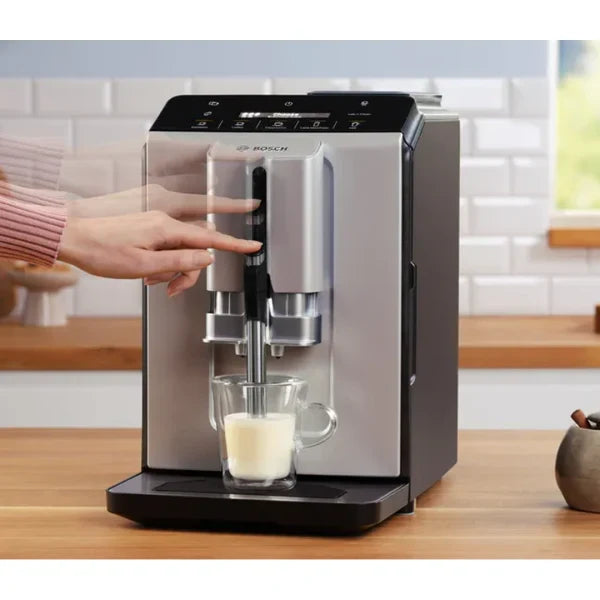 Bosch VeroCafe Machine à café tout‑automatique – 1,4 L, broyeur céramique, mousseur automatique – TIE20301