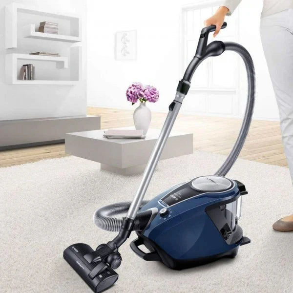 Bosch Aspirateur sans sac ProSilence Série 8 – 700 W, bac 3 L, ultra-silencieux 68 dB, SmartSensor – BGS7RCL